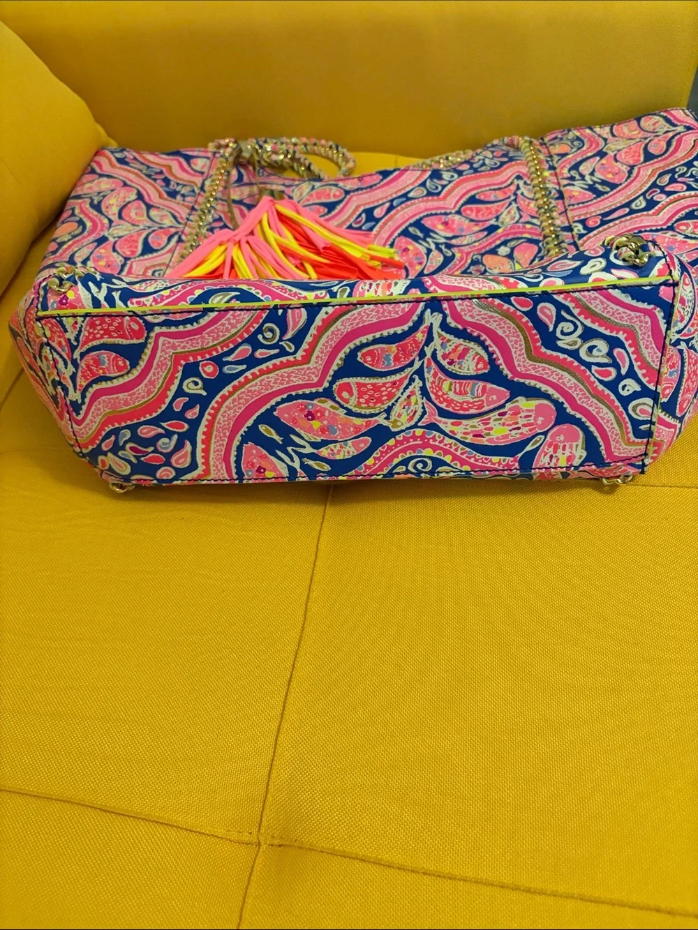 Lilly Pulitzer Can’t Resist Pink and Blue Paisley Tote Bag with Neon Tassel NWOT